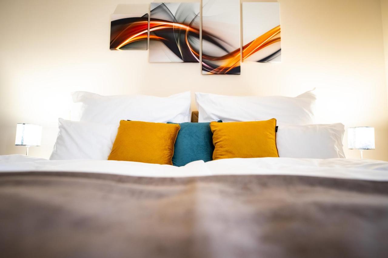 Nyírbátor Elixir Panzio Bed & Breakfast エクステリア 写真