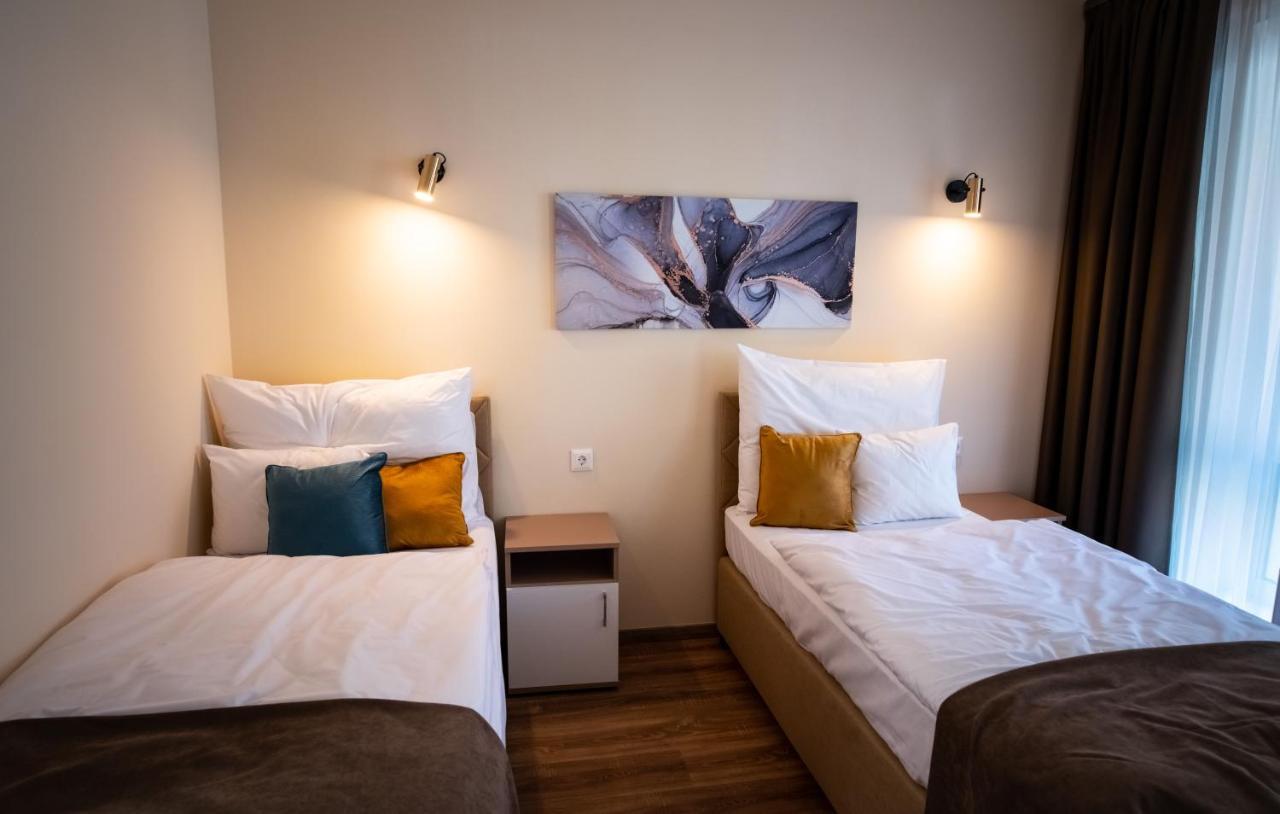 Nyírbátor Elixir Panzio Bed & Breakfast エクステリア 写真