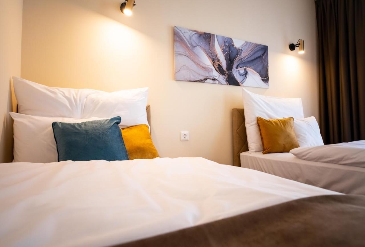 Nyírbátor Elixir Panzio Bed & Breakfast エクステリア 写真