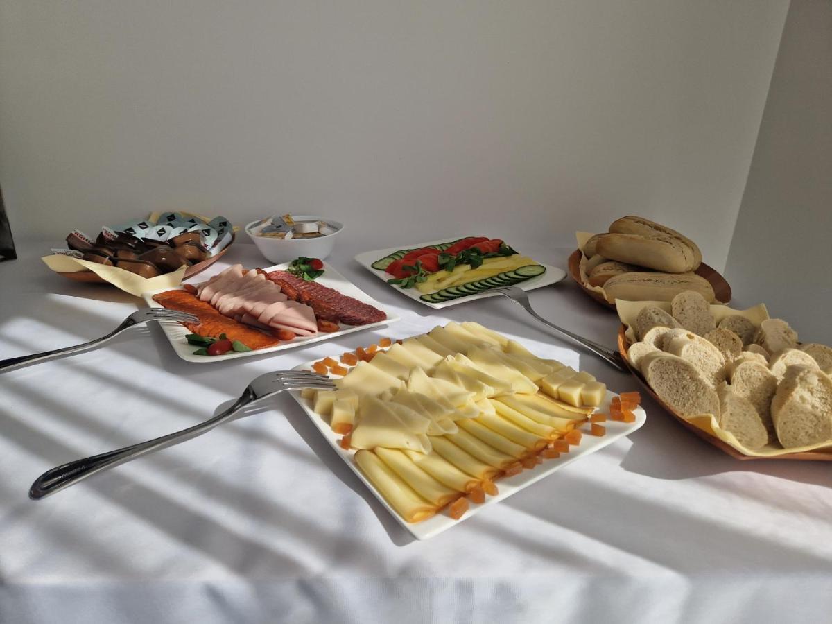 Nyírbátor Elixir Panzio Bed & Breakfast エクステリア 写真