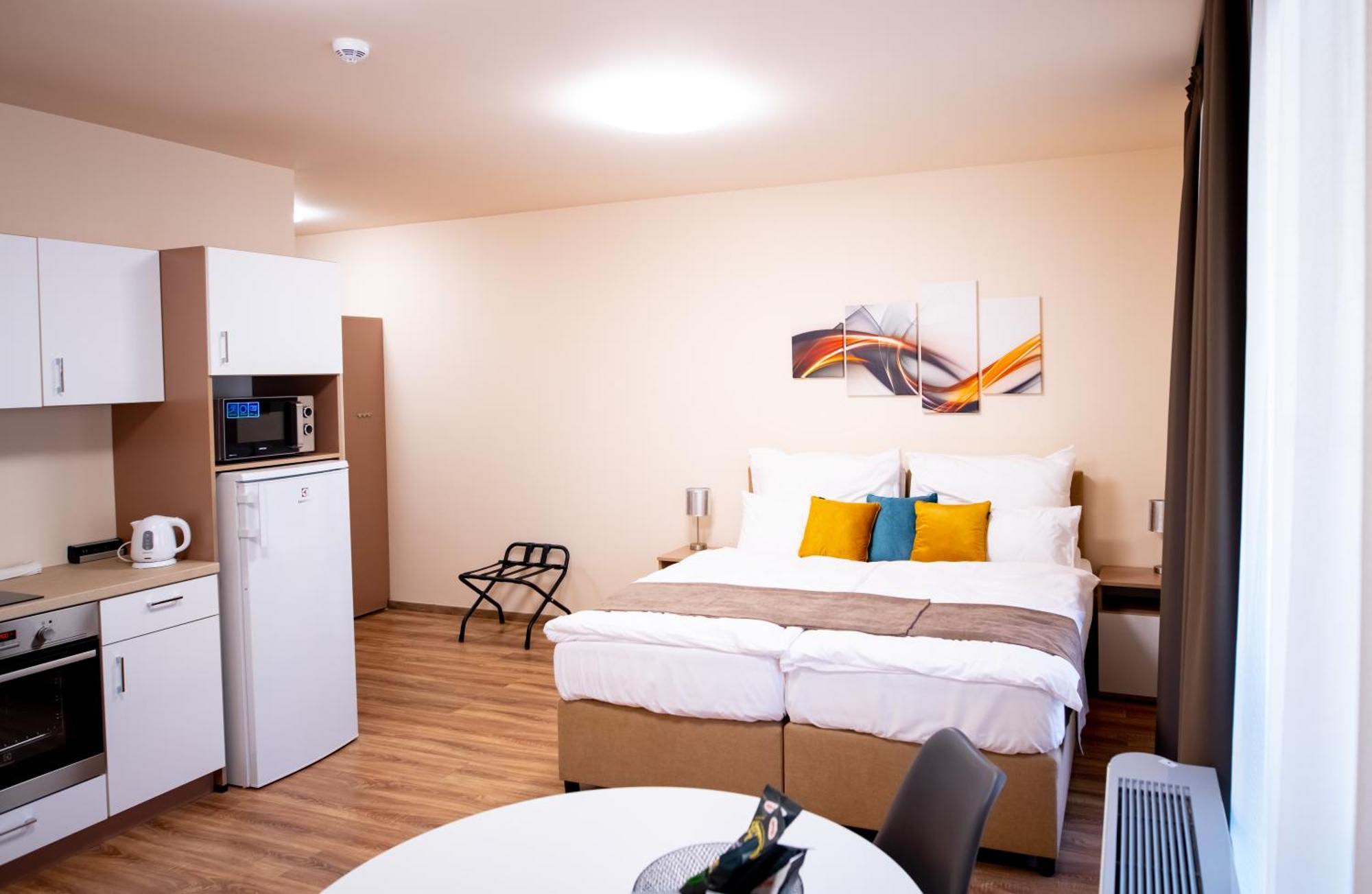 Nyírbátor Elixir Panzio Bed & Breakfast エクステリア 写真